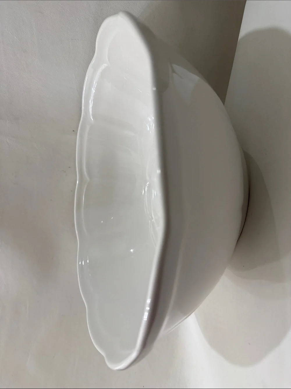 Cosmet Italy Ceramiche Large White Scalloped Ceramic Serving Bowl 13 In X 5 in